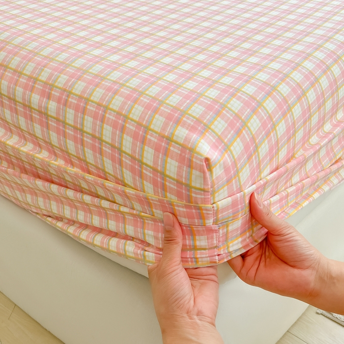 91家纺网 家纺一手货源 找家纺 （总）温眠家纺 2025新款纯色格子高克重水洗棉床笠全包围防滑床罩保护套单床笠