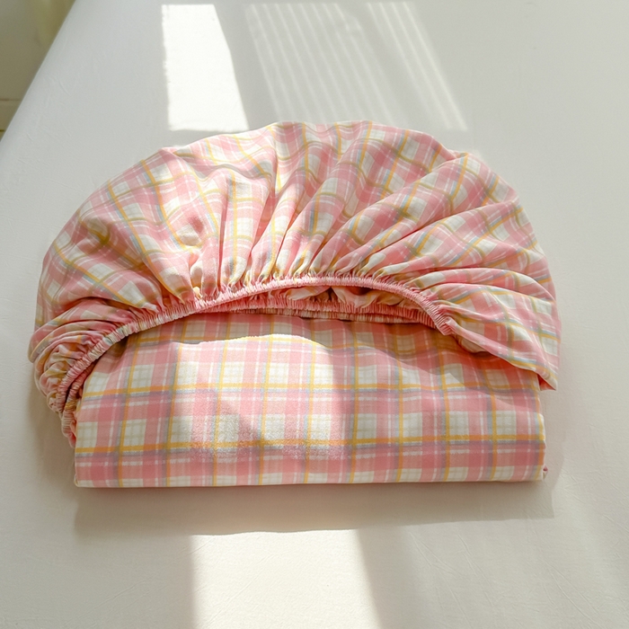 91家纺网 家纺一手货源 找家纺 （总）温眠家纺 2025新款纯色格子高克重水洗棉床笠全包围防滑床罩保护套单床笠