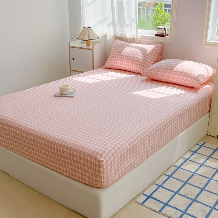 91家纺网 家纺一手货源 找家纺 温眠家纺 2025新款纯色格子高克重水洗棉床笠全包围防滑床罩保护套单床笠 典雅格-粉