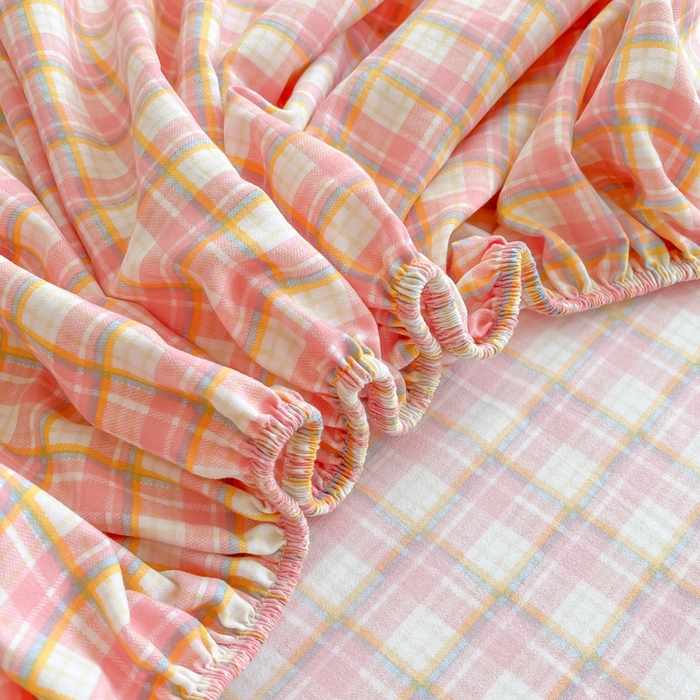 91家纺网 家纺一手货源 找家纺 温眠家纺 2025新款纯色格子高克重水洗棉床笠全包围防滑床罩保护套单床笠 典雅格-粉