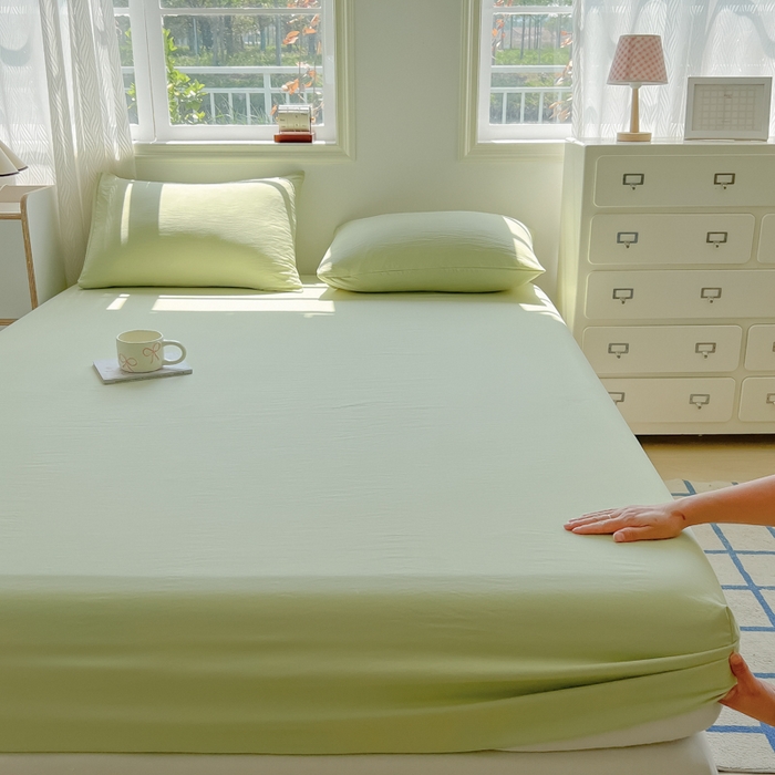 91家纺网 家纺一手货源 找家纺 温眠家纺 2025新款纯色格子高克重水洗棉床笠全包围防滑床罩保护套单床笠 豆绿