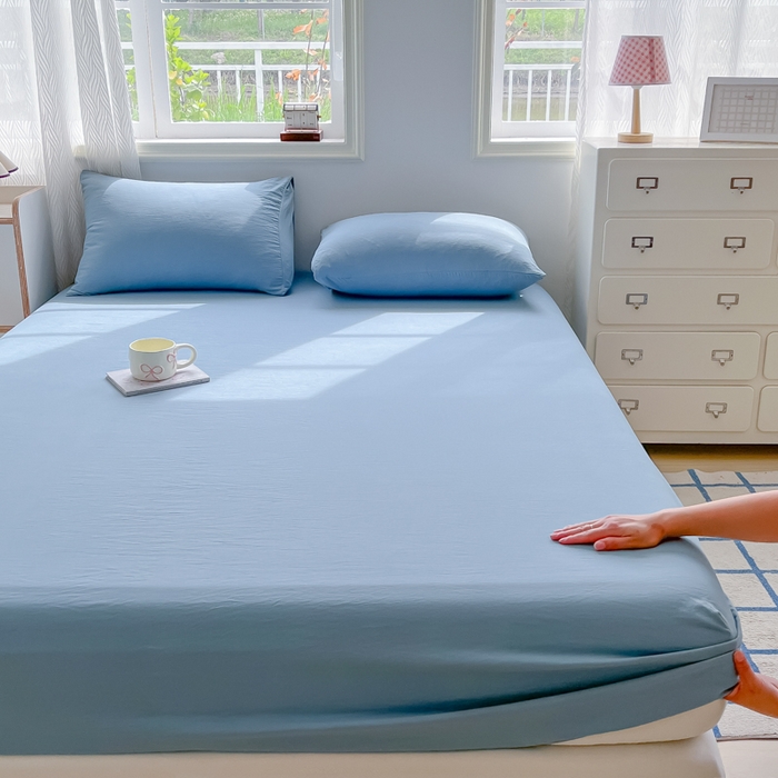 91家纺网 家纺一手货源 找家纺 温眠家纺 2025新款纯色格子高克重水洗棉床笠全包围防滑床罩保护套单床笠 迷雾蓝