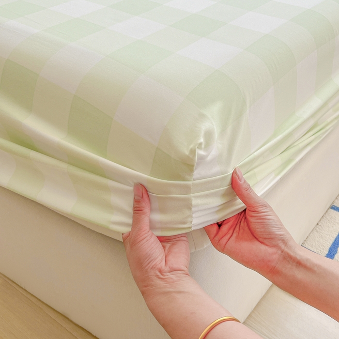 91家纺网 家纺一手货源 找家纺 温眠家纺 2025新款纯色格子高克重水洗棉床笠全包围防滑床罩保护套单床笠 茉莉青提