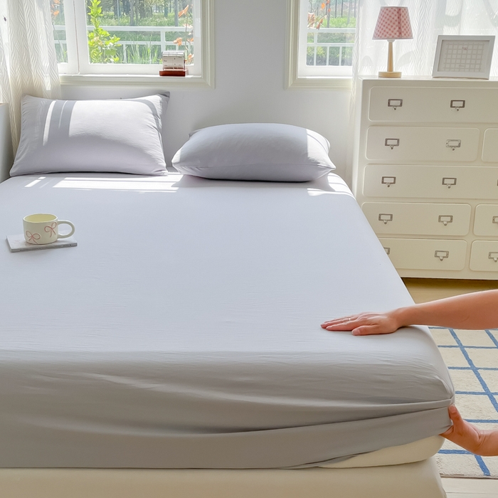 91家纺网 家纺一手货源 找家纺 温眠家纺 2025新款纯色格子高克重水洗棉床笠全包围防滑床罩保护套单床笠 浅灰