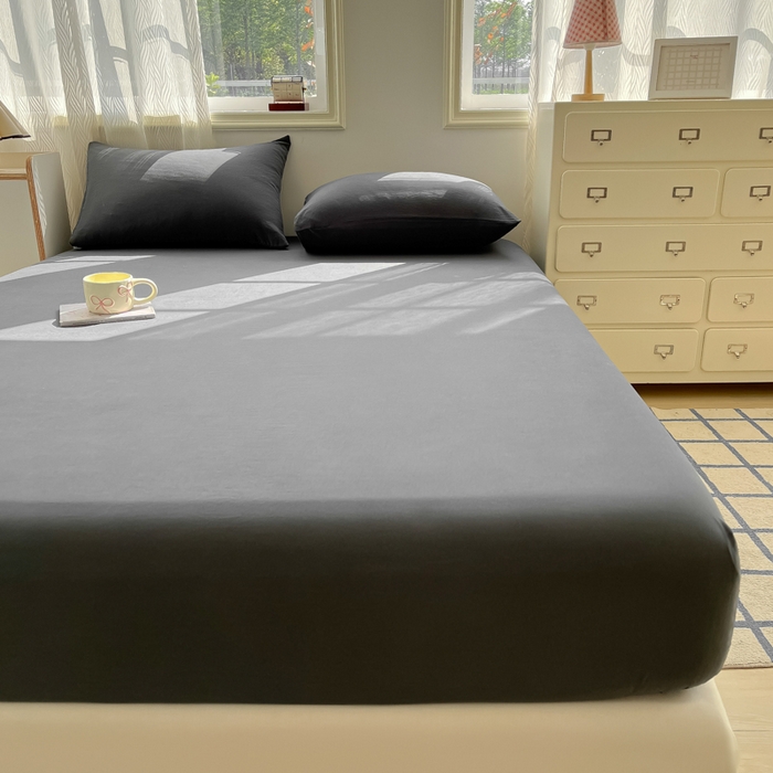 91家纺网 家纺一手货源 找家纺 温眠家纺 2025新款纯色格子高克重水洗棉床笠全包围防滑床罩保护套单床笠 深灰