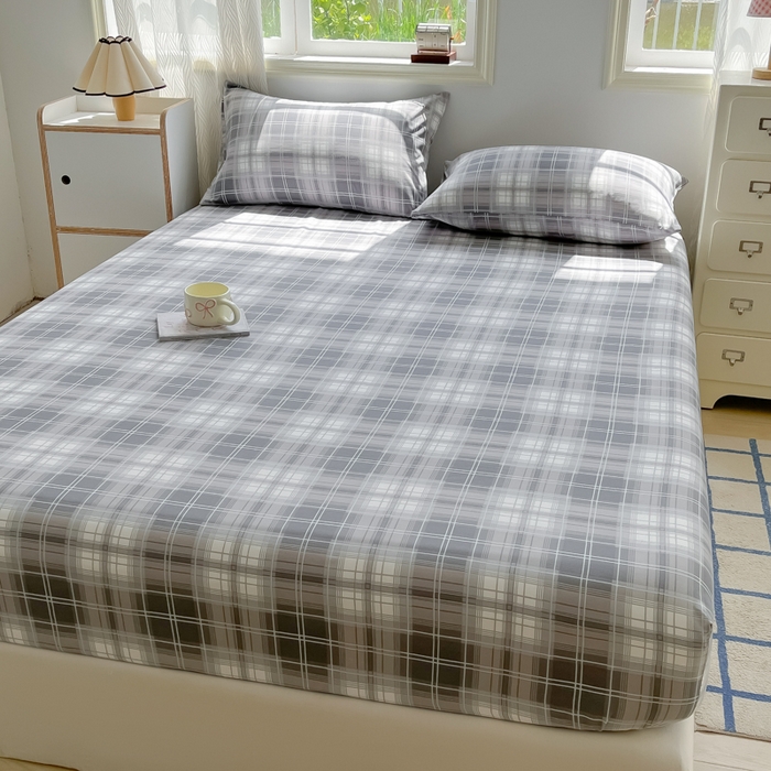 91家纺网 家纺一手货源 找家纺 温眠家纺 2025新款纯色格子高克重水洗棉床笠全包围防滑床罩保护套单床笠 烟灰格