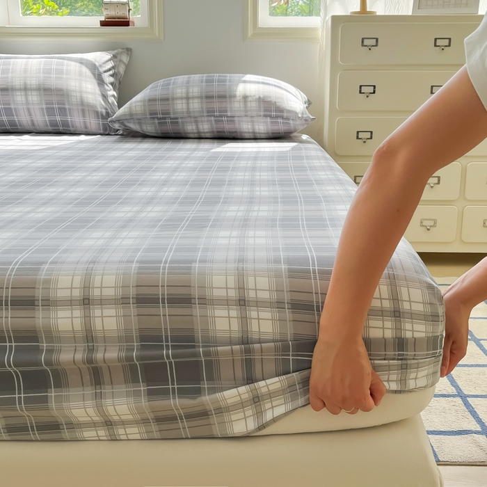 91家纺网 家纺一手货源 找家纺 温眠家纺 2025新款纯色格子高克重水洗棉床笠全包围防滑床罩保护套单床笠 烟灰格