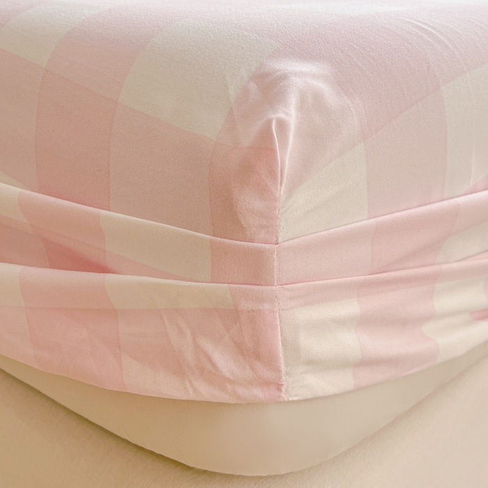 91家纺网 家纺一手货源 找家纺 温眠家纺 2025新款纯色格子高克重水洗棉床笠全包围防滑床罩保护套单床笠 元气桃桃