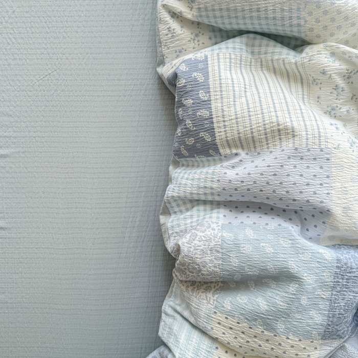 91家纺网 家纺一手货源 找家纺 温眠家纺 2025新款云感针织双层纱四件套 半亩花田