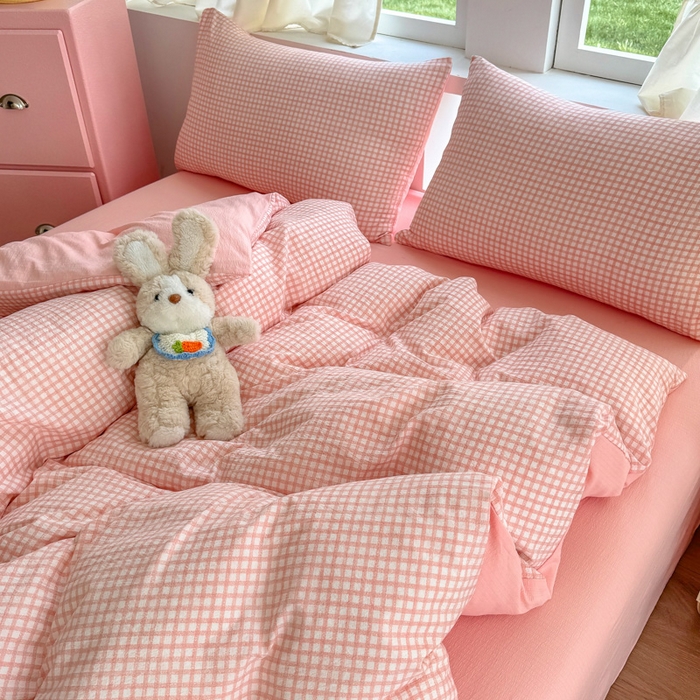 91家纺网 家纺一手货源 找家纺 温眠家纺 2025新款云感针织双层纱四件套 粉小格