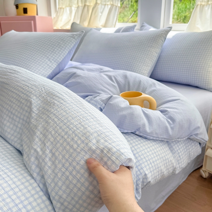 91家纺网 家纺一手货源 找家纺 温眠家纺 2025新款活性印染云感针织双层纱四件套 蓝小格