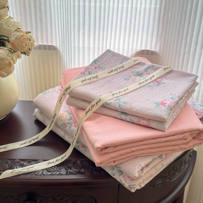 91家纺网 家纺一手货源 找家纺 温眠家纺 2025新款活性印染云感针织双层纱四件套 朱丽叶