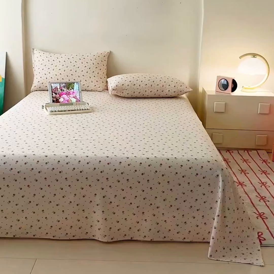 91家纺网 家纺一手货源 找家纺 温眠家纺 2025春夏新款云感棉双层纱床单单床单枕套三件套 旧梦难续