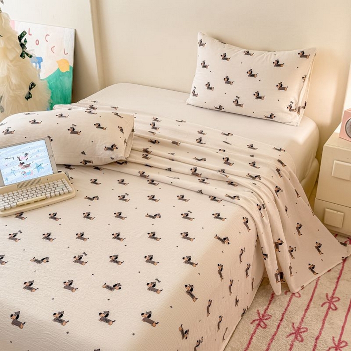 91家纺网 家纺一手货源 找家纺 温眠家纺 2025春夏新款云感棉双层纱床单单床单枕套三件套 腊肠狗