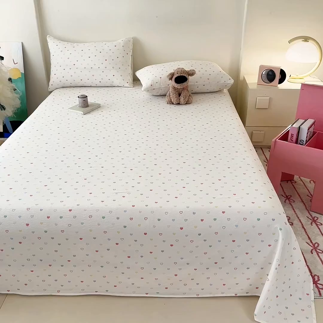 91家纺网 家纺一手货源 找家纺 温眠家纺 2025春夏新款云感棉双层纱床单单床单枕套三件套 浪漫邂逅