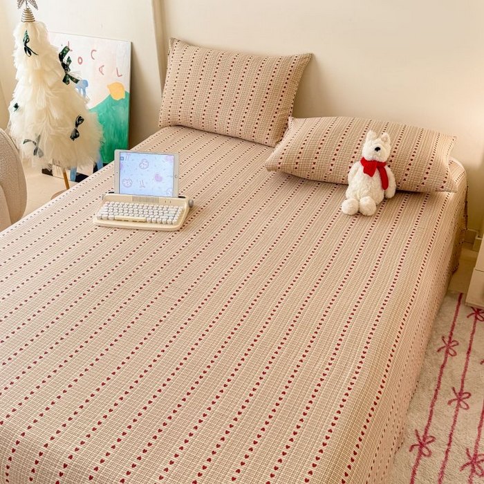 91家纺网 家纺一手货源 找家纺 温眠家纺 2025春夏新款云感棉双层纱床单单床单枕套三件套 相思红豆