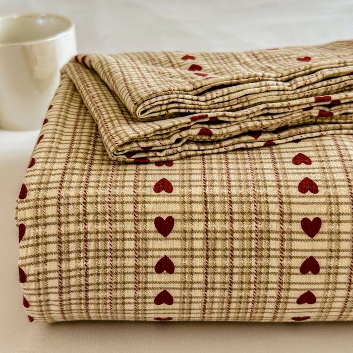 91家纺网 家纺一手货源 找家纺 温眠家纺 2025春夏新款云感棉双层纱床单单床单枕套三件套 相思红豆