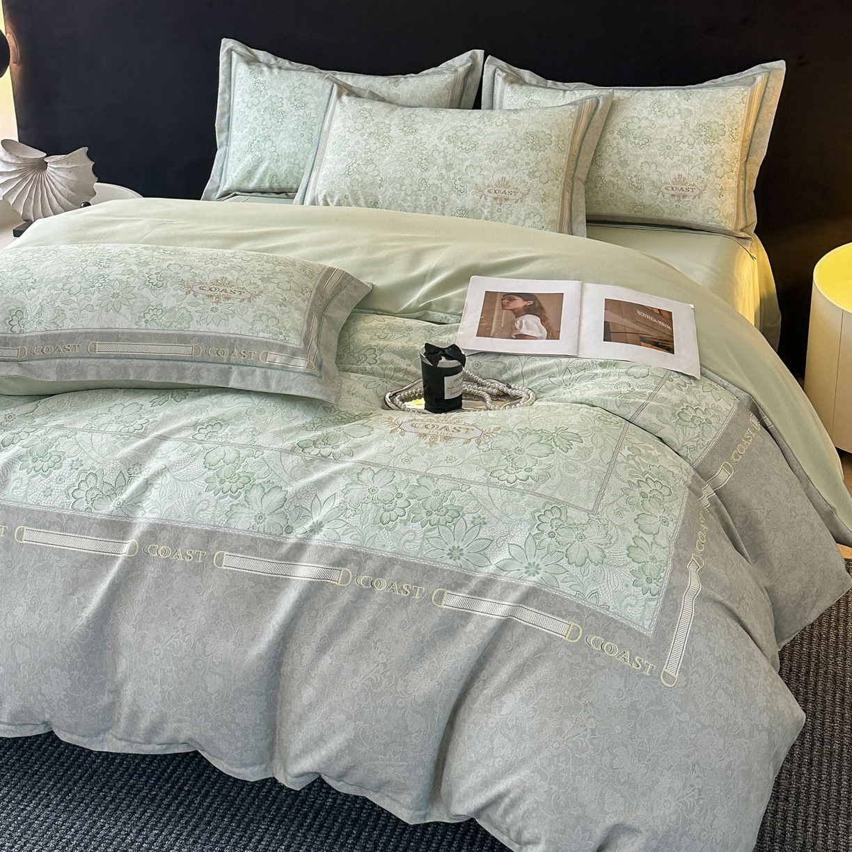 91家纺网 家纺一手货源 找家纺 喜四方 2026年新款加厚全棉印花加绣花四件套 花样年华-绿