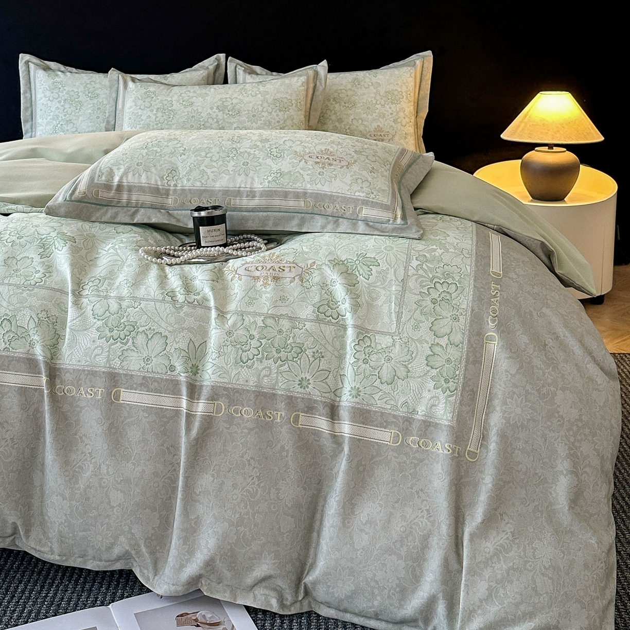 91家纺网 家纺一手货源 找家纺 喜四方 2026年新款加厚全棉印花加绣花四件套 花样年华-绿