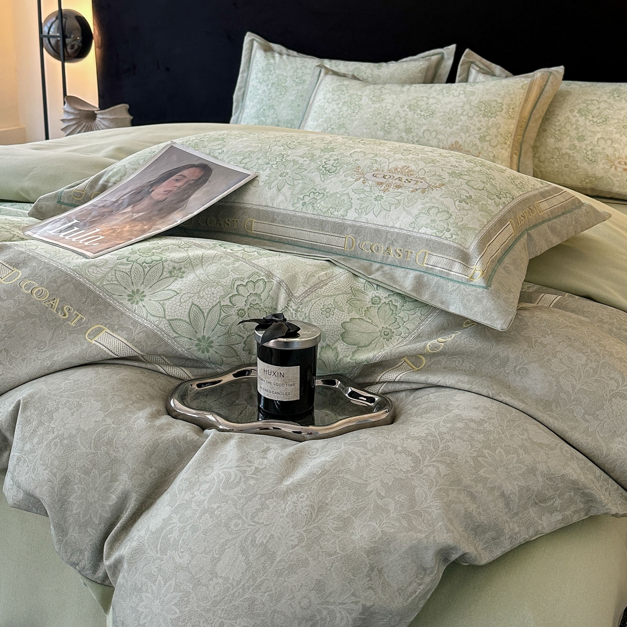 91家纺网 家纺一手货源 找家纺 喜四方 2026年新款加厚全棉印花加绣花四件套 花样年华-绿