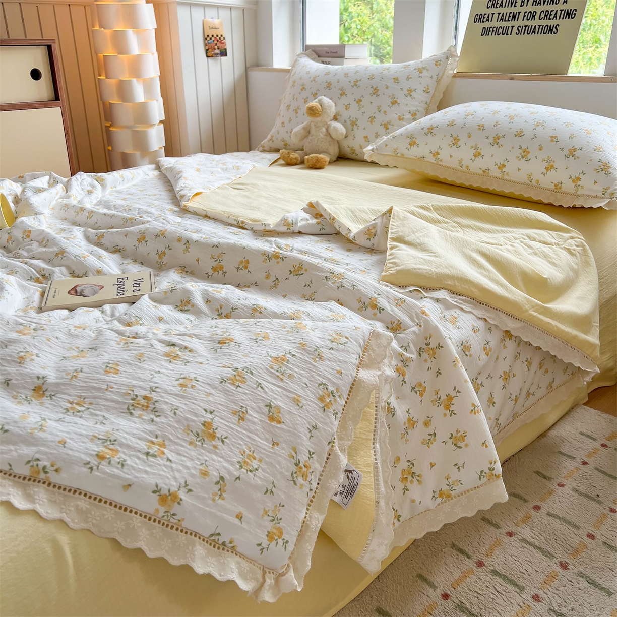 91家纺网 家纺一手货源 找家纺 温眠家纺 2025新款云感双层纱镂空花边夏被四件套 梨花落