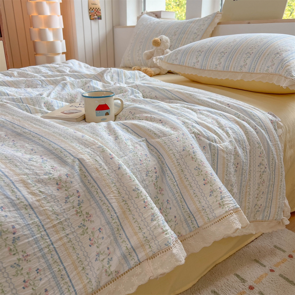 91家纺网 家纺一手货源 找家纺 温眠家纺 2025新款云感双层纱镂空花边夏被四件套 洛克庄园