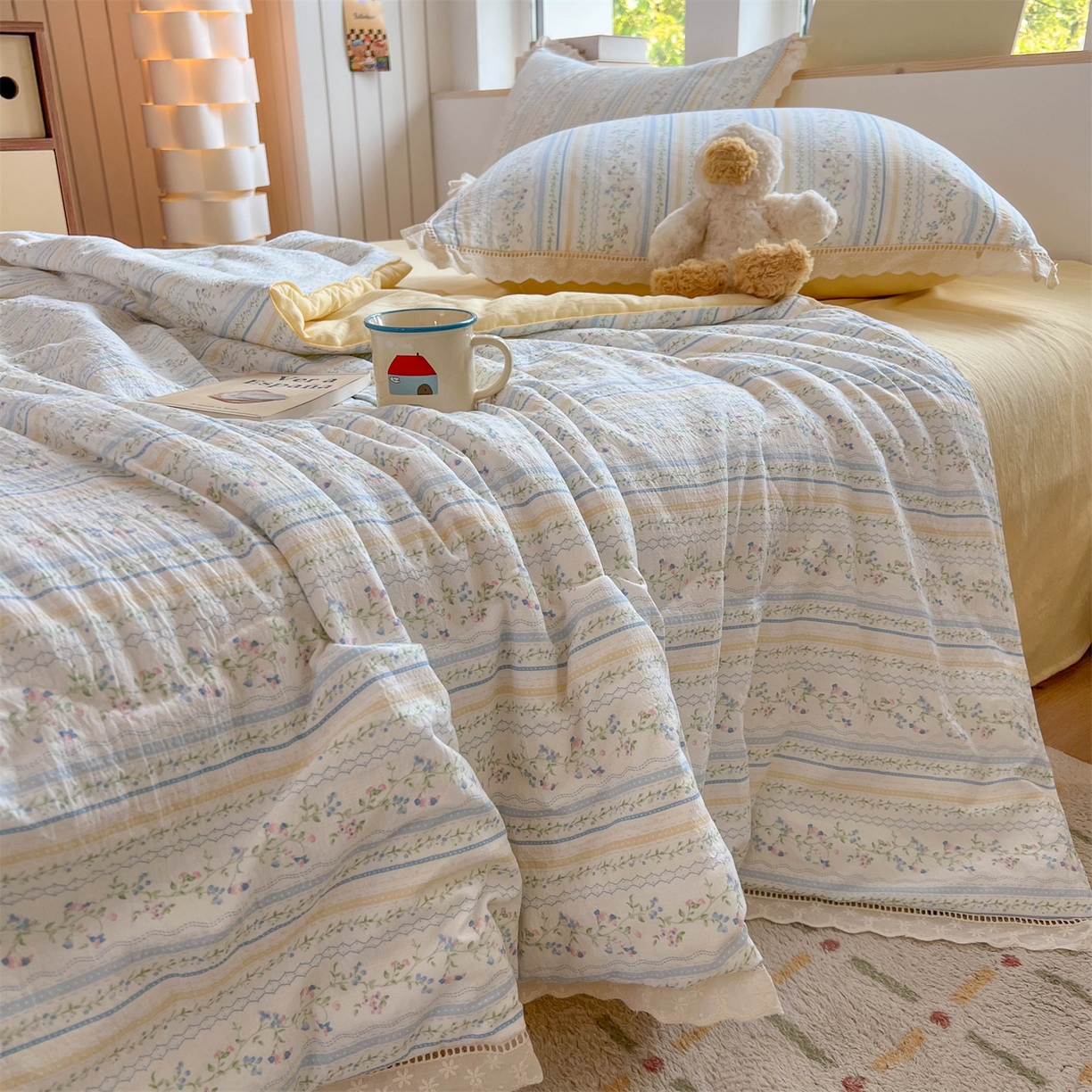 91家纺网 家纺一手货源 找家纺 温眠家纺 2025新款云感双层纱镂空花边夏被四件套 洛克庄园