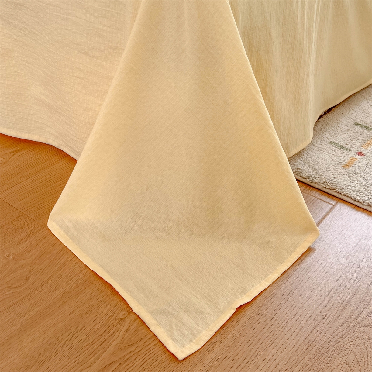 91家纺网 家纺一手货源 找家纺 温眠家纺 2025新款云感双层纱镂空花边夏被四件套 洛克庄园