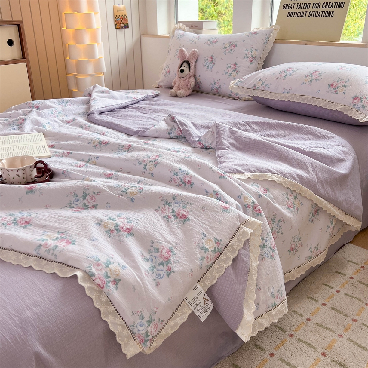 91家纺网 家纺一手货源 找家纺 温眠家纺 2025新款云感双层纱镂空花边夏被四件套 梦露