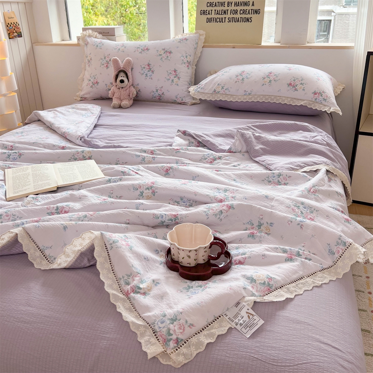 91家纺网 家纺一手货源 找家纺 温眠家纺 2025新款云感双层纱镂空花边夏被四件套 梦露