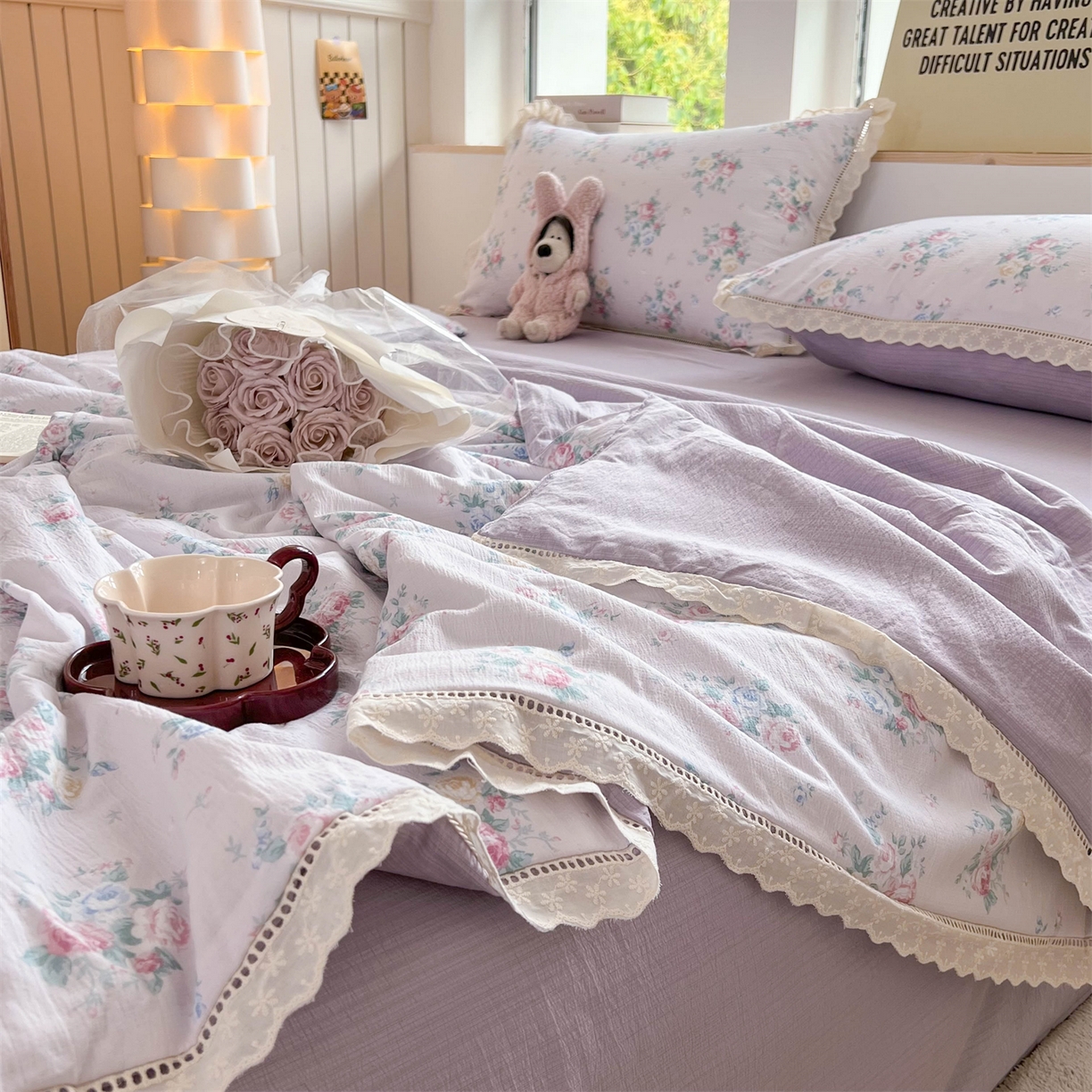 91家纺网 家纺一手货源 找家纺 温眠家纺 2025新款云感双层纱镂空花边夏被四件套 梦露