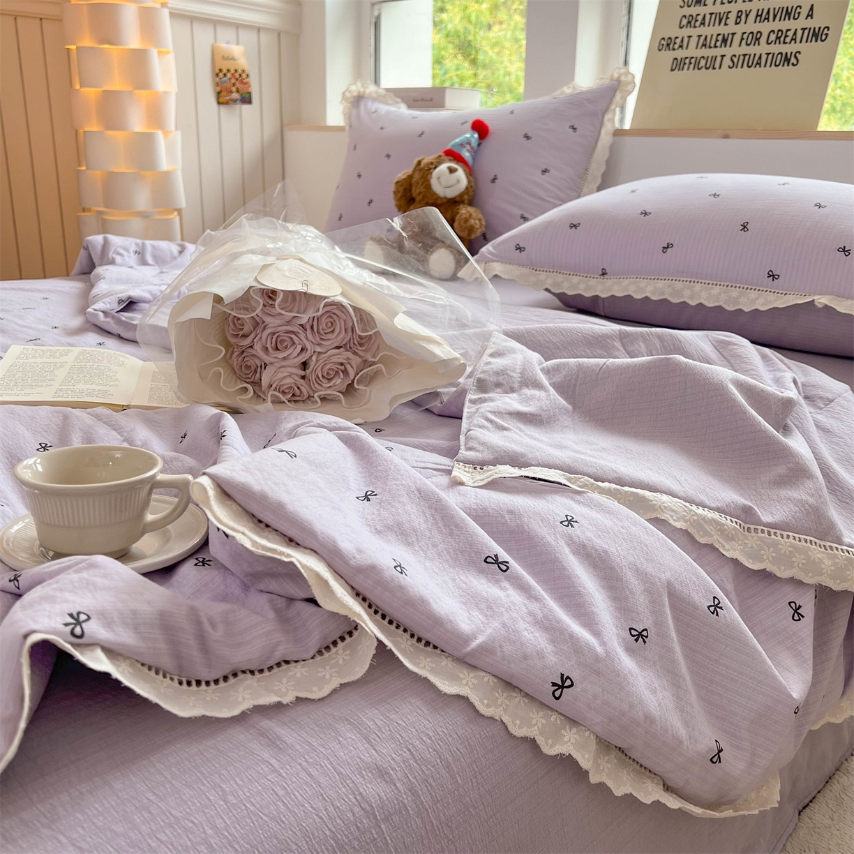 91家纺网 家纺一手货源 找家纺 温眠家纺 2025新款云感双层纱镂空花边夏被四件套 小资情调