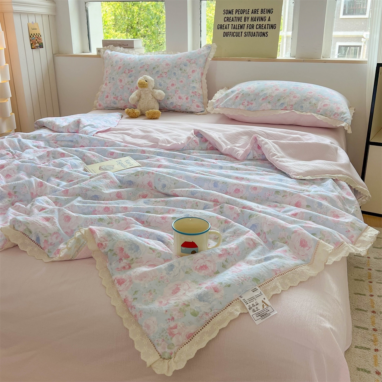 91家纺网 家纺一手货源 找家纺 温眠家纺 2025新款云感双层纱镂空花边夏被四件套 悠野