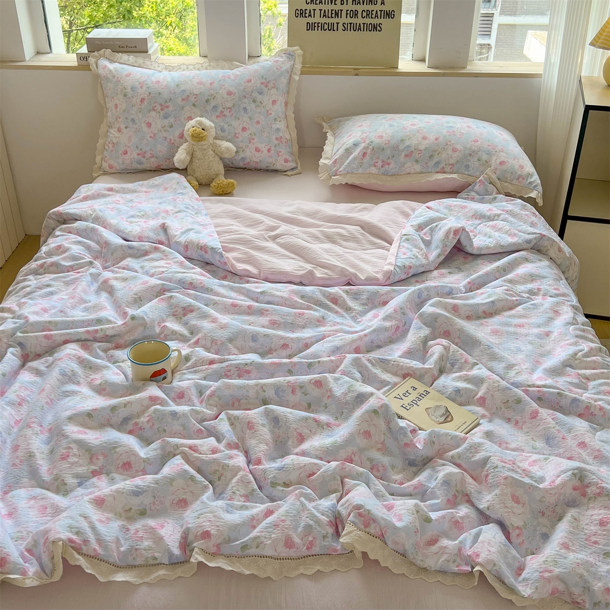 91家纺网 家纺一手货源 找家纺 温眠家纺 2025新款云感双层纱镂空花边夏被四件套 悠野