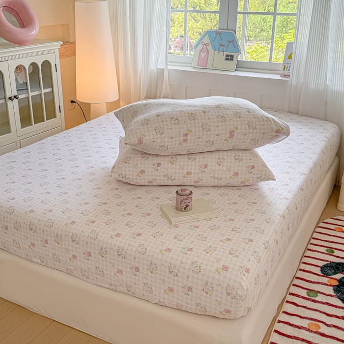 91家纺网 家纺一手货源 找家纺 温眠家纺 2025春夏新款云感棉双层纱床笠单床笠枕套三件套 花漾甜心