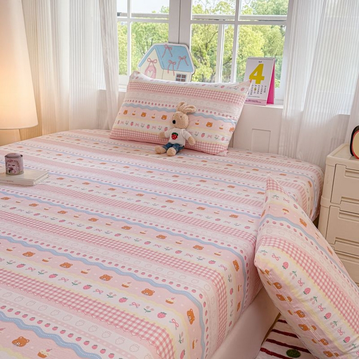 91家纺网 家纺一手货源 找家纺 温眠家纺 2025春夏新款云感棉双层纱床笠单床笠枕套三件套 草莓蛋糕