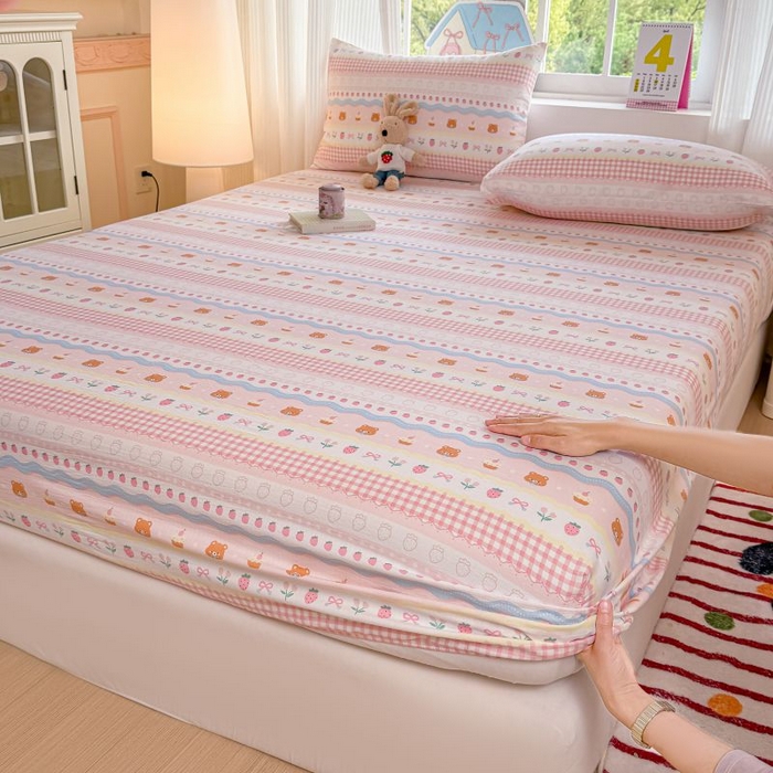 91家纺网 家纺一手货源 找家纺 温眠家纺 2025春夏新款云感棉双层纱床笠单床笠枕套三件套 草莓蛋糕