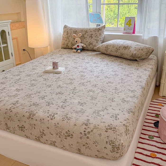 91家纺网 家纺一手货源 找家纺 温眠家纺 2025春夏新款云感棉双层纱床笠单床笠枕套三件套 秋风萧瑟