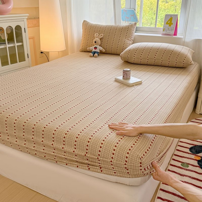 91家纺网 家纺一手货源 找家纺 温眠家纺 2025春夏新款云感棉双层纱床笠单床笠枕套三件套 相思红豆