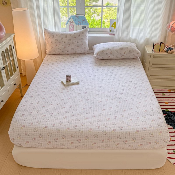 91家纺网 家纺一手货源 找家纺 温眠家纺 2025春夏新款云感棉双层纱床笠单床笠枕套三件套 花漾甜心