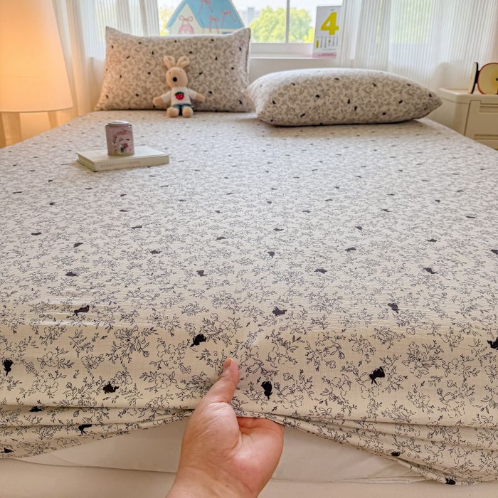 91家纺网 家纺一手货源 找家纺 温眠家纺 2025春夏新款云感棉双层纱床笠单床笠枕套三件套 兔与晚风