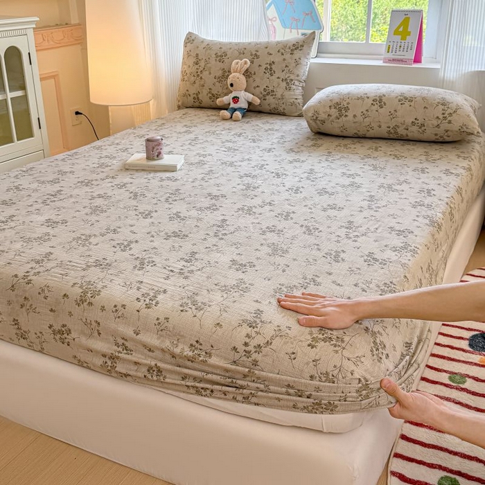 91家纺网 家纺一手货源 找家纺 温眠家纺 2025春夏新款云感棉双层纱床笠单床笠枕套三件套 秋风萧瑟