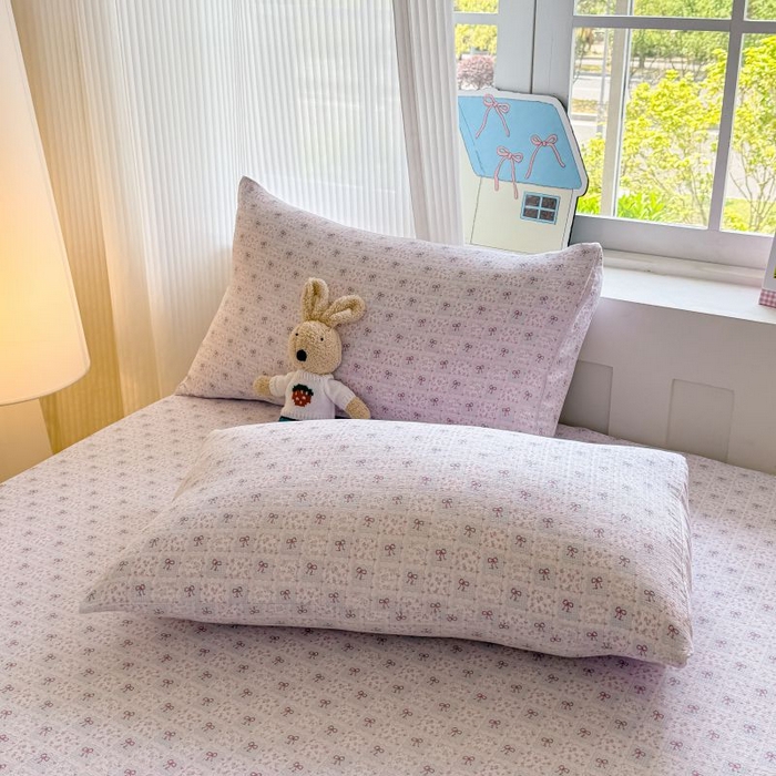 91家纺网 家纺一手货源 找家纺 温眠家纺 2025春夏新款云感棉双层纱床笠单床笠枕套三件套 琉璃瓦梦