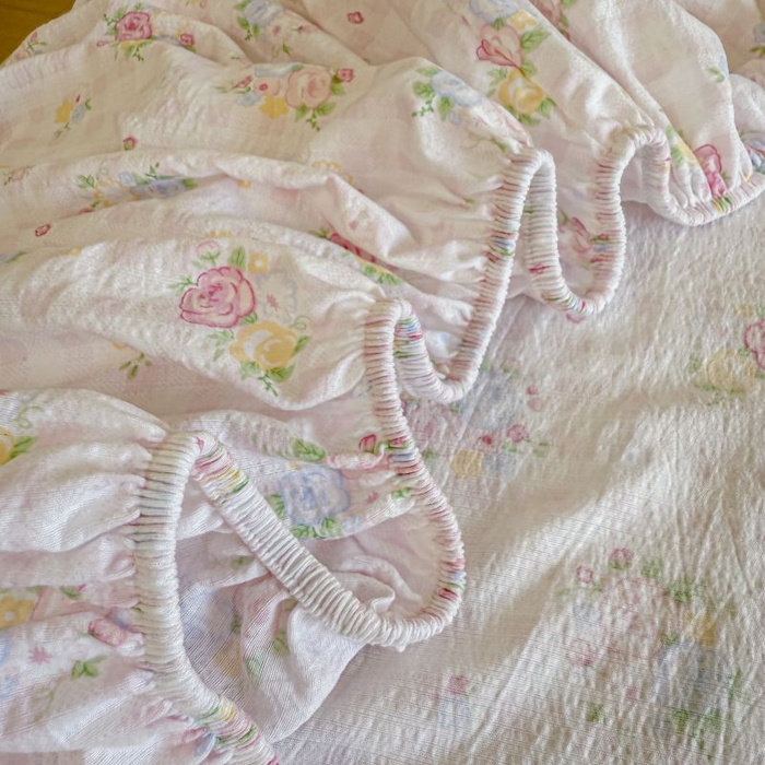 91家纺网 家纺一手货源 找家纺 温眠家纺 2025春夏新款云感棉双层纱床笠单床笠枕套三件套 花漾甜心