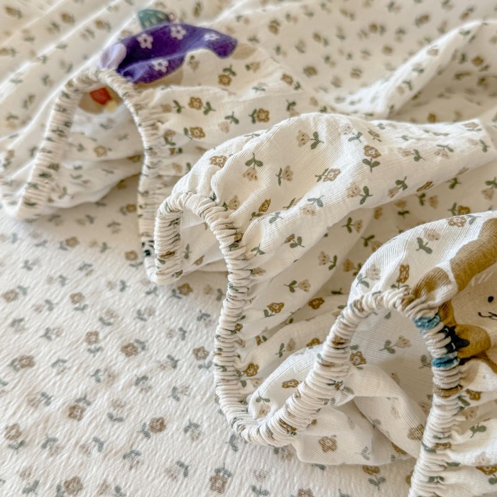 91家纺网 家纺一手货源 找家纺 温眠家纺 2025春夏新款云感棉双层纱床笠单床笠枕套三件套 甜茶