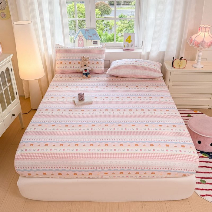 91家纺网 家纺一手货源 找家纺 温眠家纺 2025春夏新款云感棉双层纱床笠单床笠枕套三件套 草莓蛋糕