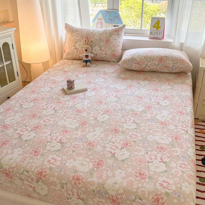 91家纺网 家纺一手货源 找家纺 温眠家纺 2025春夏新款云感棉双层纱床笠单床笠枕套三件套 国色芳华