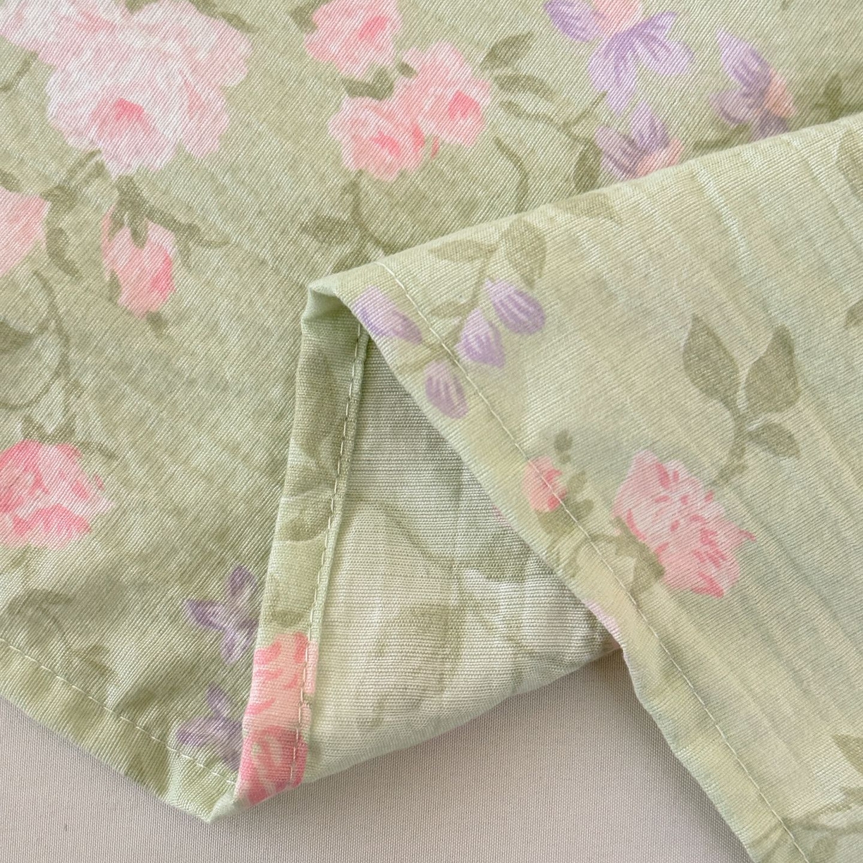 91家纺网 家纺一手货源 找家纺 温眠家纺 2025春夏新款云感棉双层纱床笠单床笠枕套三件套 木槿绿