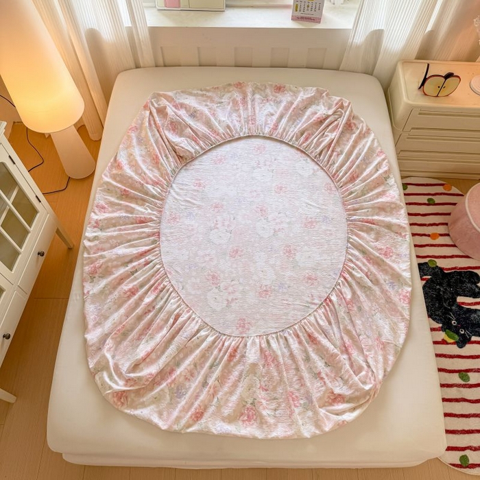 91家纺网 家纺一手货源 找家纺 温眠家纺 2025春夏新款云感棉双层纱床笠单床笠枕套三件套 国色芳华