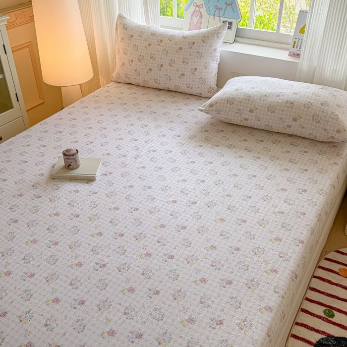 91家纺网 家纺一手货源 找家纺 温眠家纺 2025春夏新款云感棉双层纱床笠单床笠枕套三件套 花漾甜心